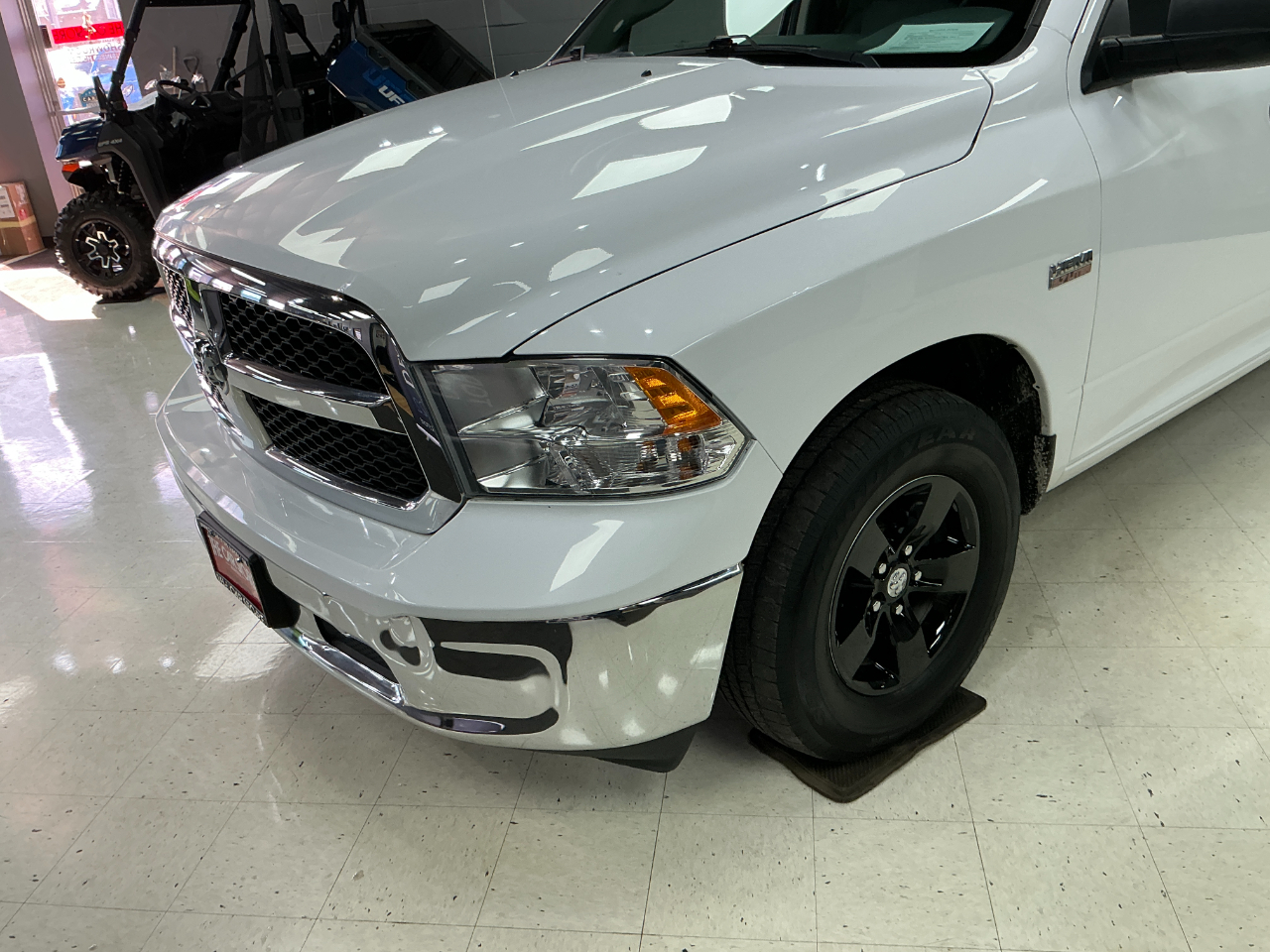 RAM 1500 Classic Tradesman 4x2 Crew Cab 5'7" Box 2020