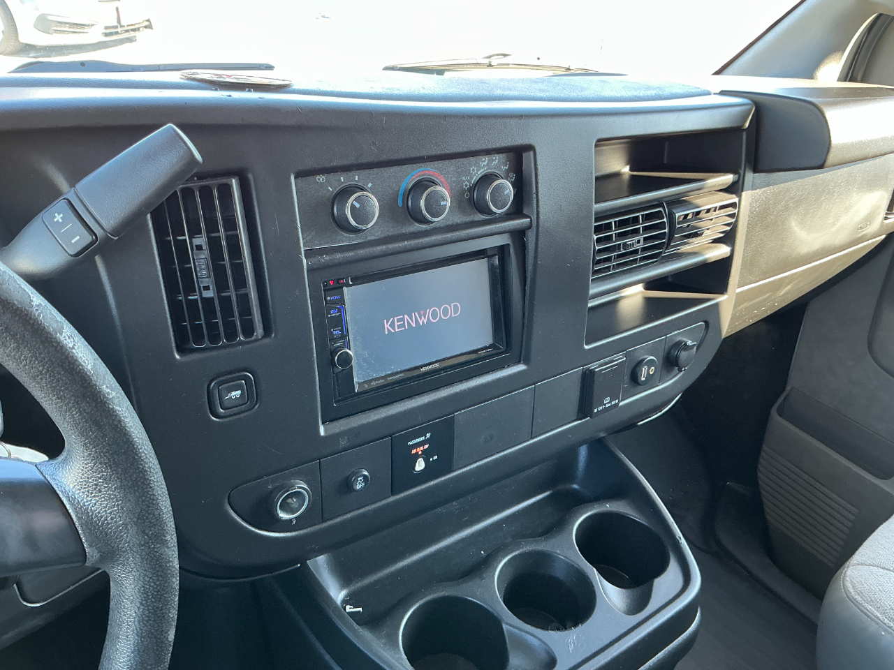 Chevrolet Express Cargo Van RWD 3500 135" 2016