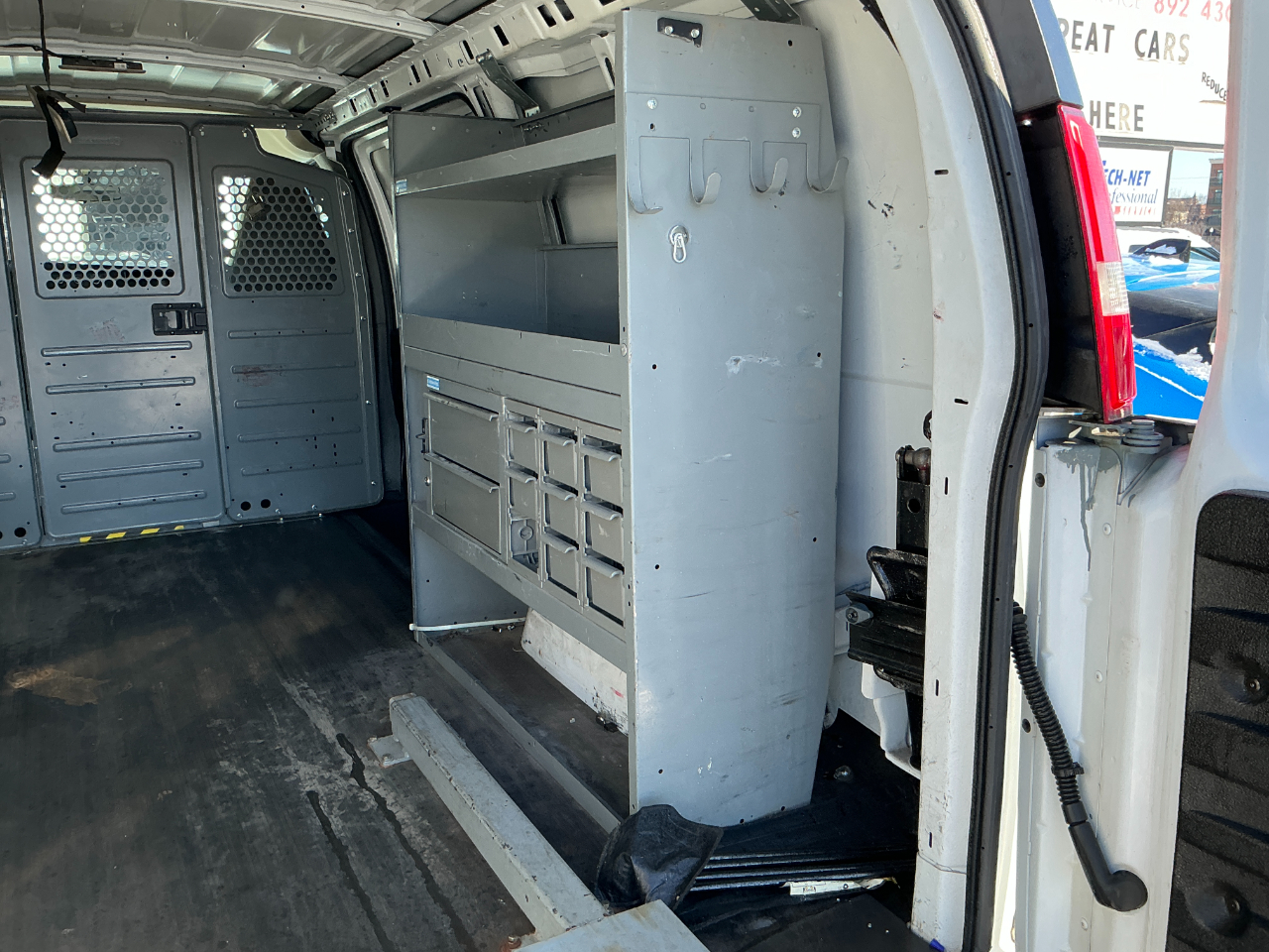 Chevrolet Express Cargo Van RWD 3500 135" 2016