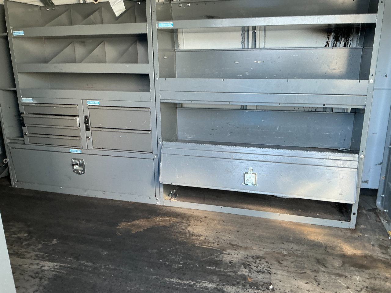 Chevrolet Express Cargo Van RWD 3500 135" 2016