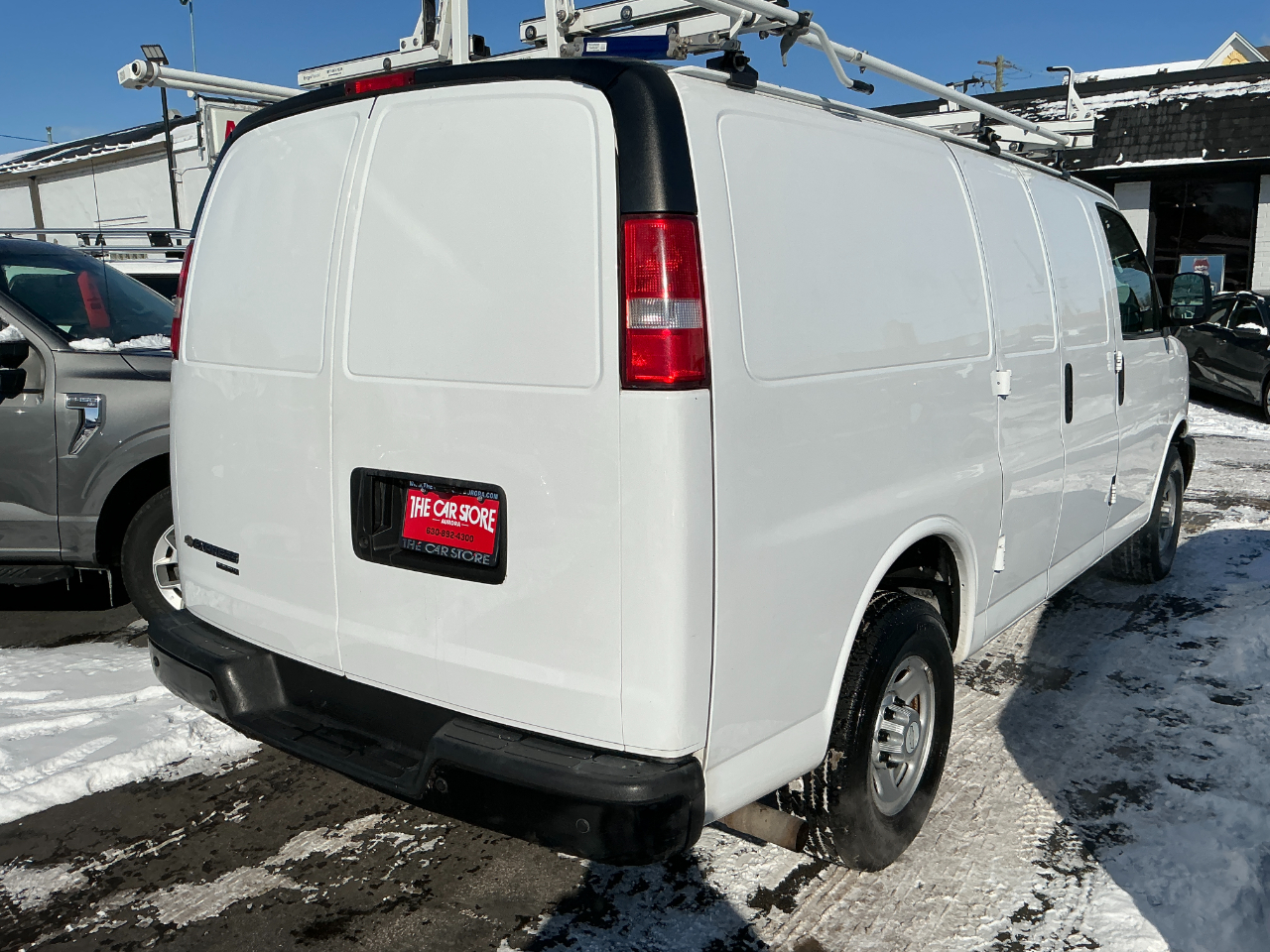 Chevrolet Express Cargo Van RWD 3500 135" 2016