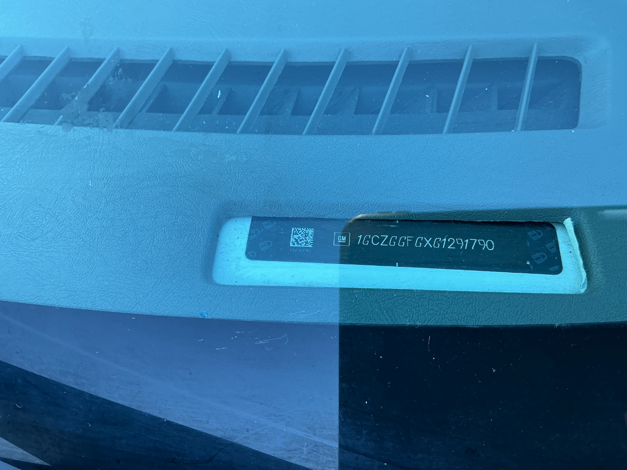 Chevrolet Express Cargo Van RWD 3500 135" 2016