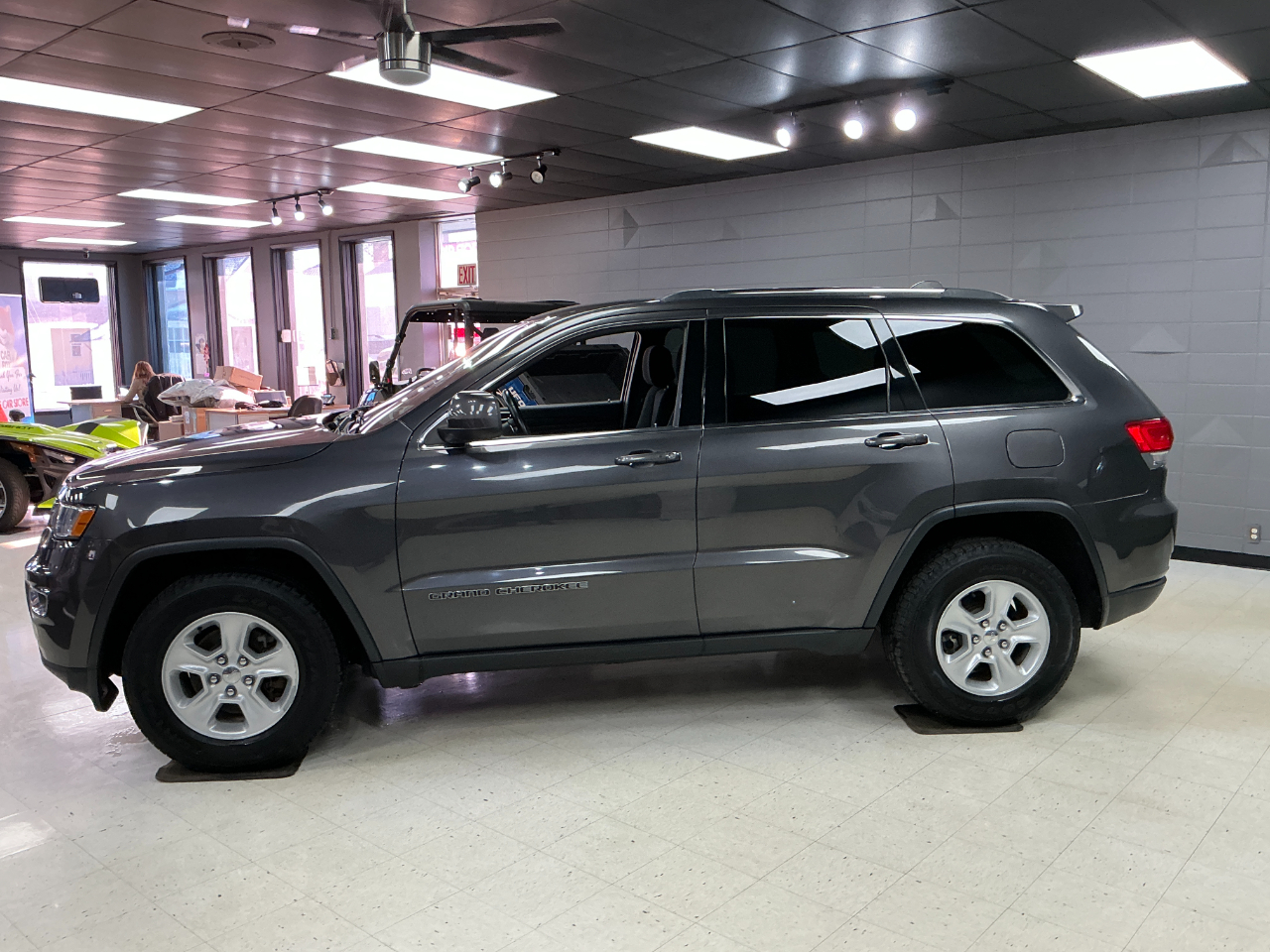 Jeep Grand Cherokee Laredo 4x4 2017