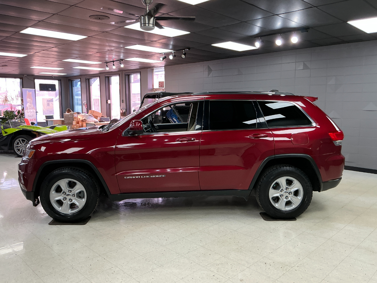 Jeep Grand Cherokee RWD 4dr Laredo 2014