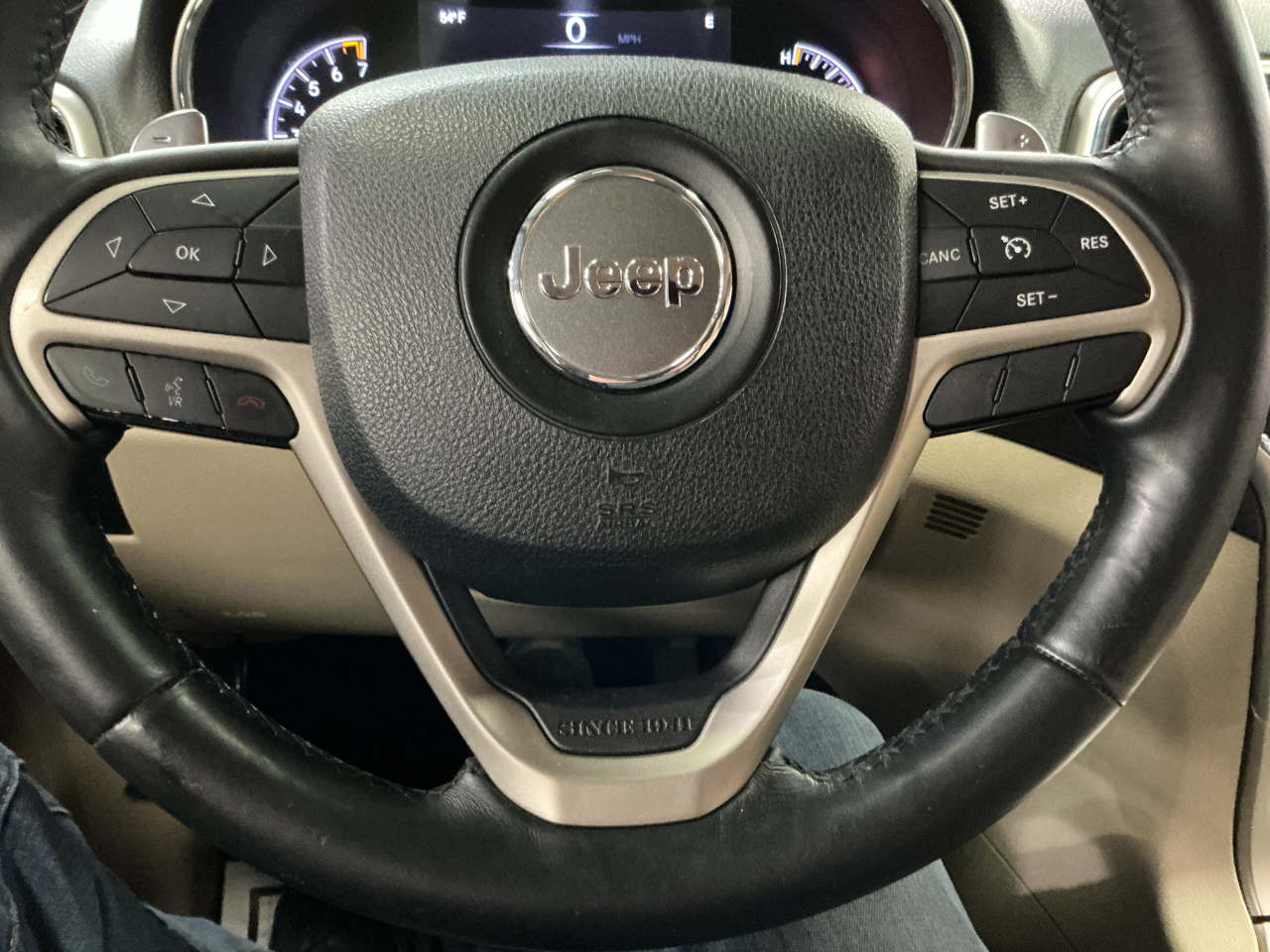 Jeep Grand Cherokee RWD 4dr Laredo 2014