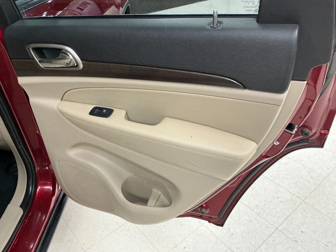 Jeep Grand Cherokee RWD 4dr Laredo 2014