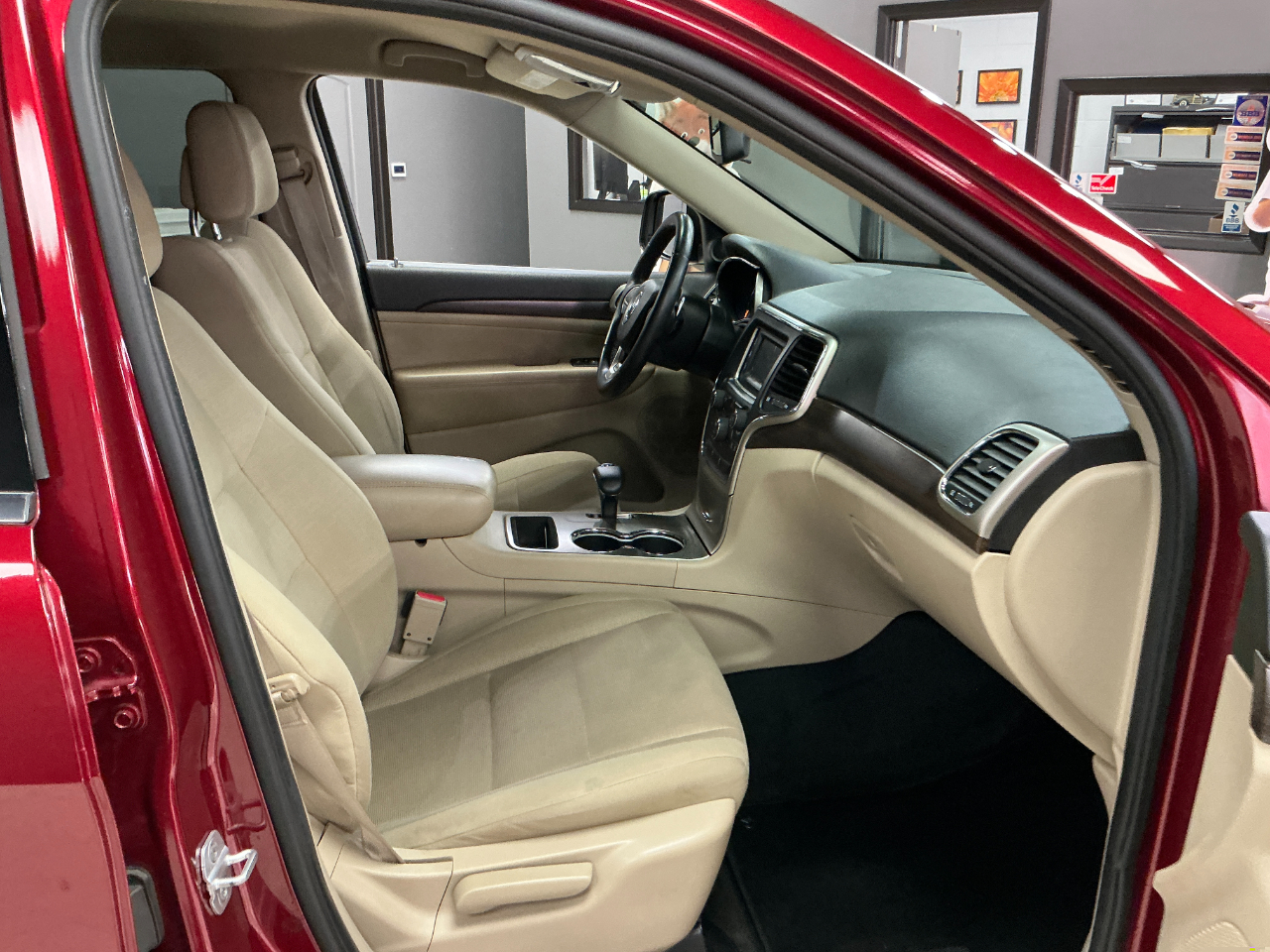 Jeep Grand Cherokee RWD 4dr Laredo 2014