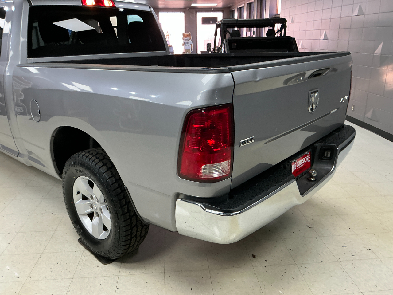 RAM 1500 Classic SLT 4x4 Crew Cab 6'4" Box 2021