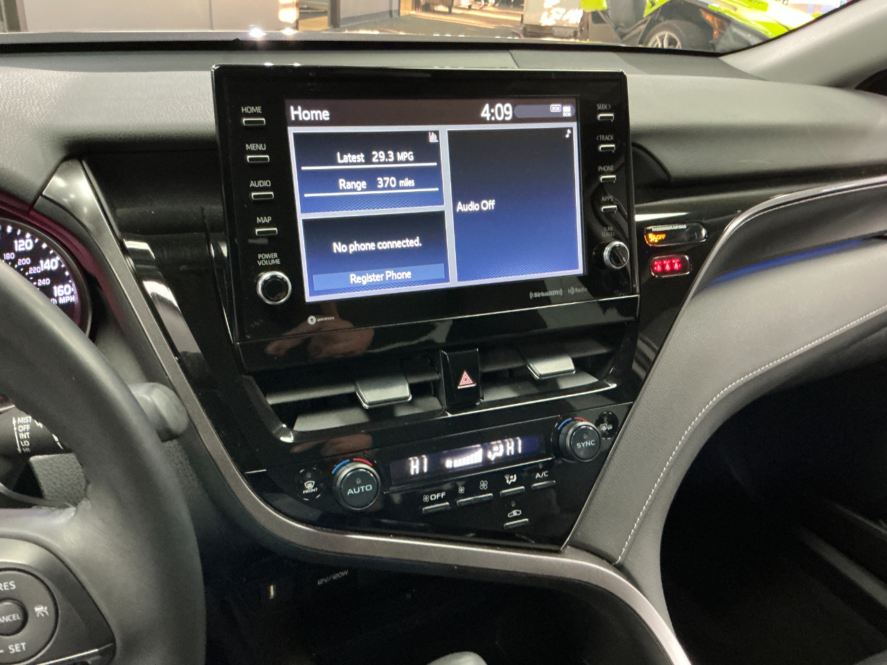 Toyota Camry XSE Auto (Natl) 2024