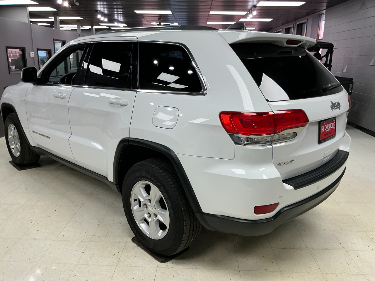 Jeep Grand Cherokee 4WD 4dr Laredo 2016
