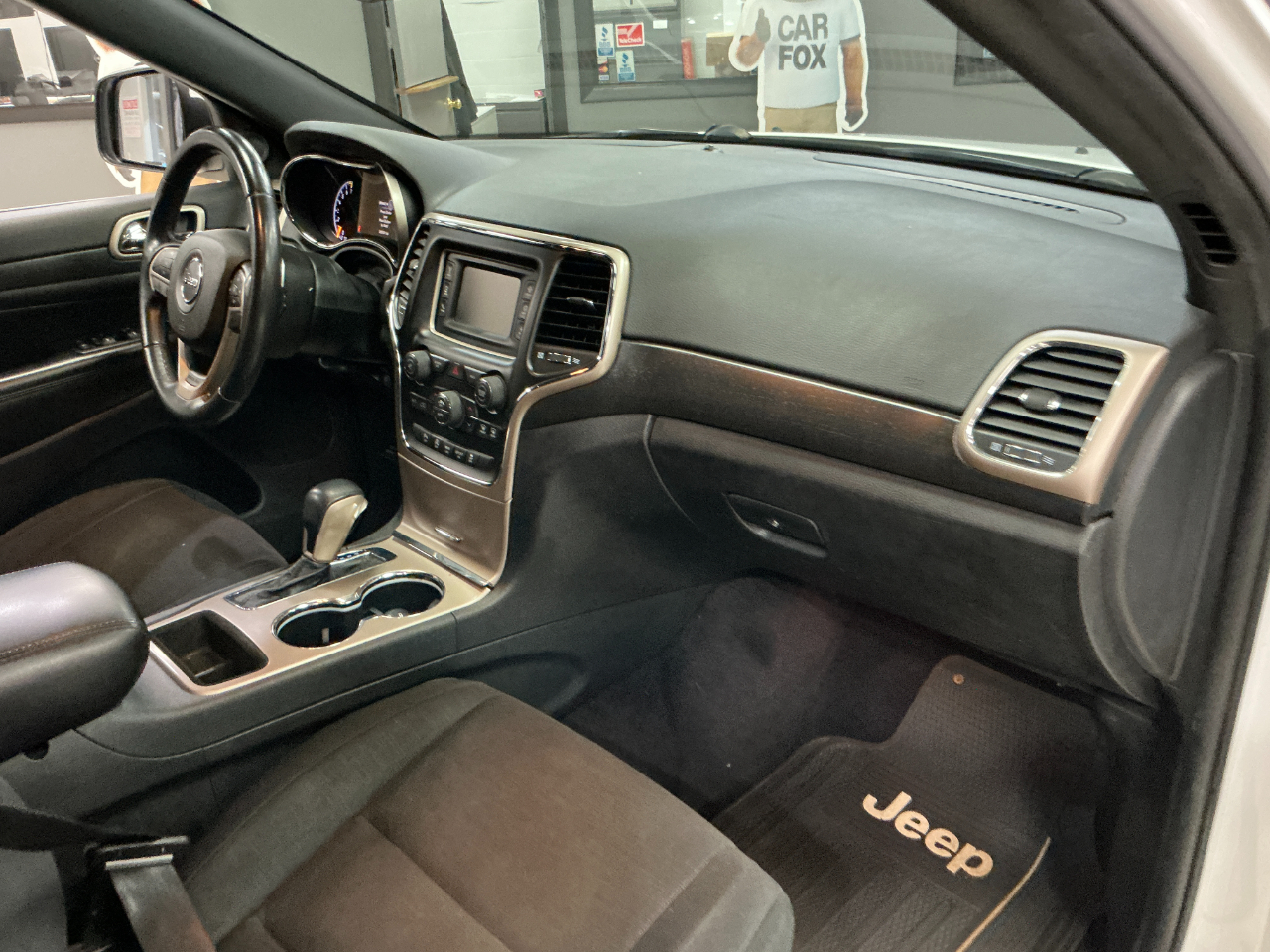 Jeep Grand Cherokee 4WD 4dr Laredo 2016