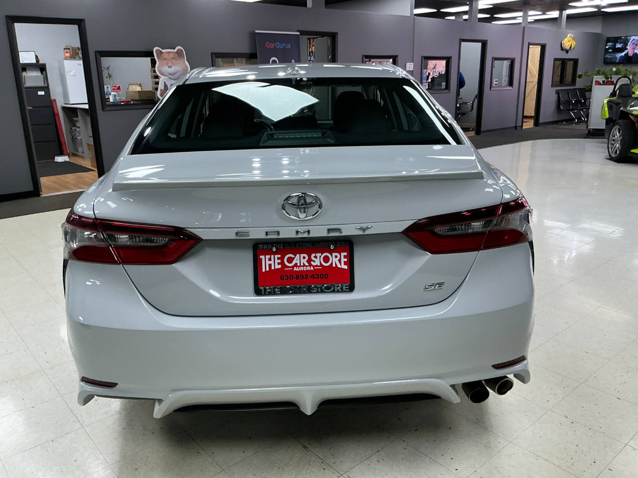 Toyota Camry SE Auto (Natl) 2024