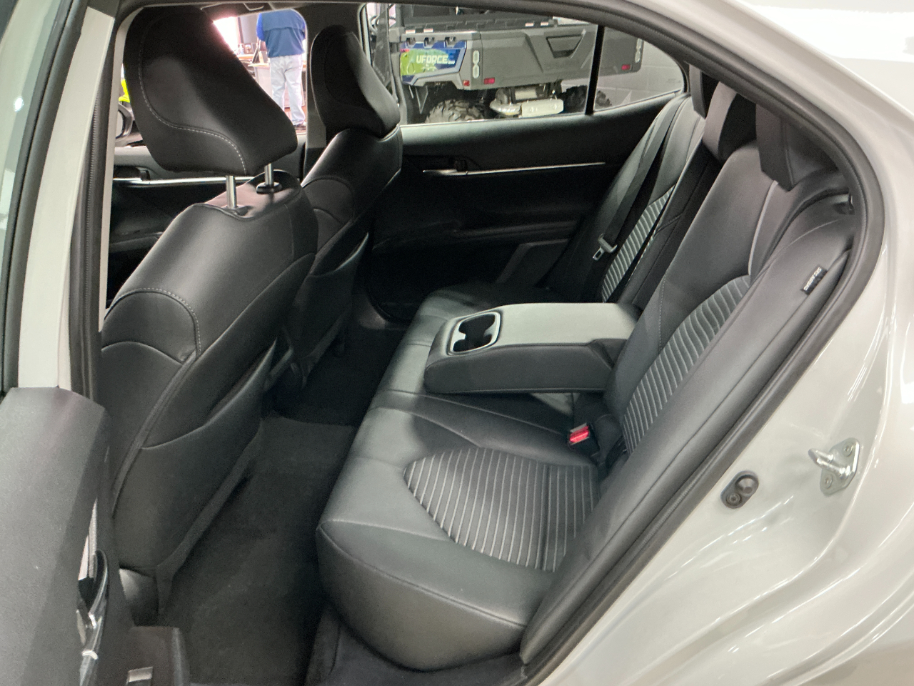 Toyota Camry SE Auto (Natl) 2024