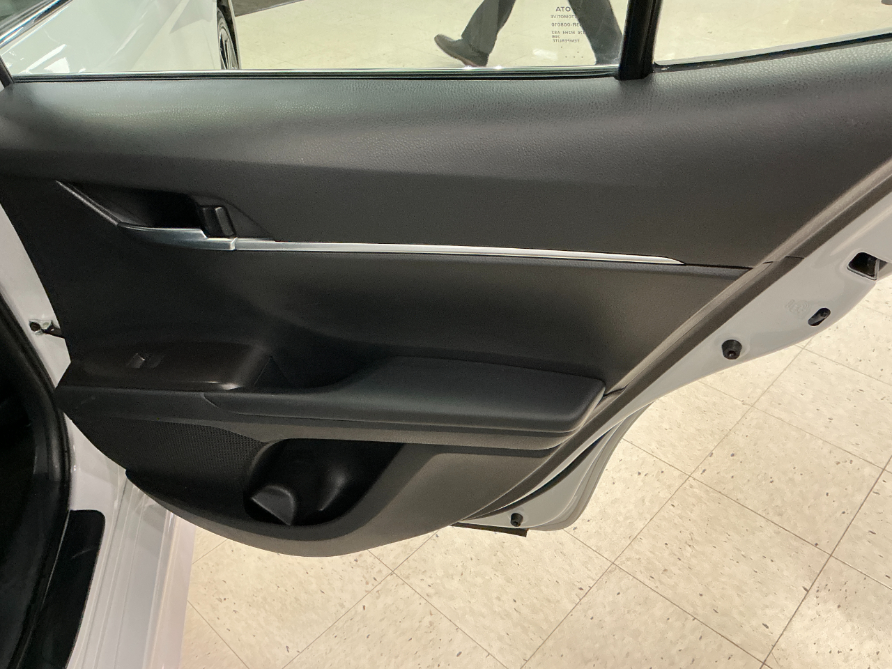 Toyota Camry SE Auto (Natl) 2024