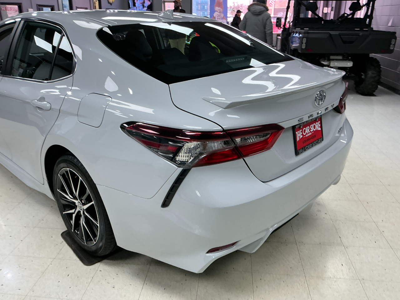 Toyota Camry SE Auto (Natl) 2024