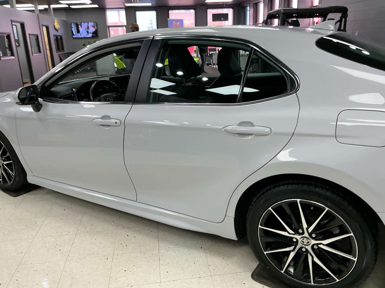 Toyota Camry SE Auto (Natl) 2024