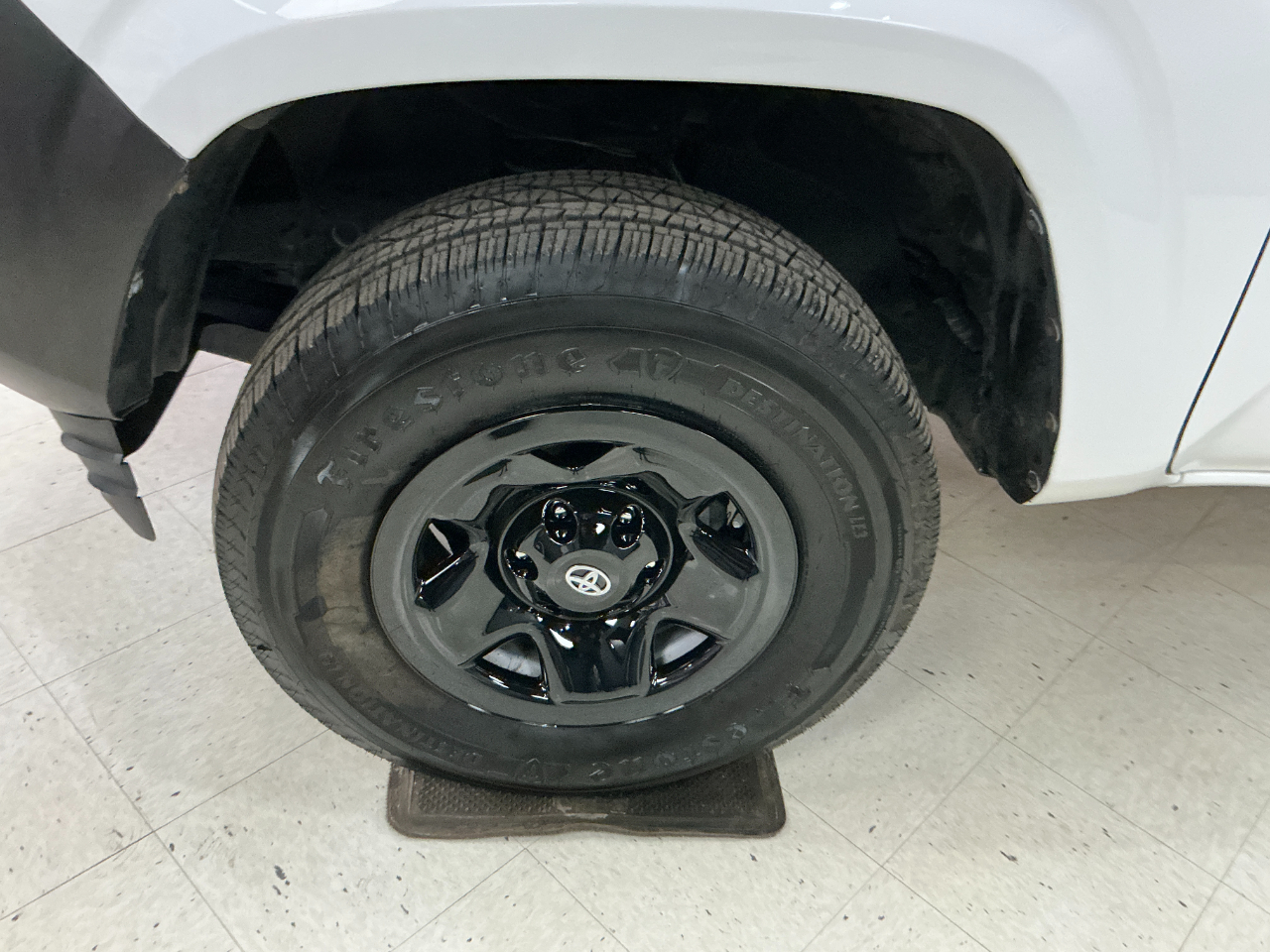 Toyota Tacoma 2WD SR Access Cab 6' Bed I4 AT (Natl) 2022