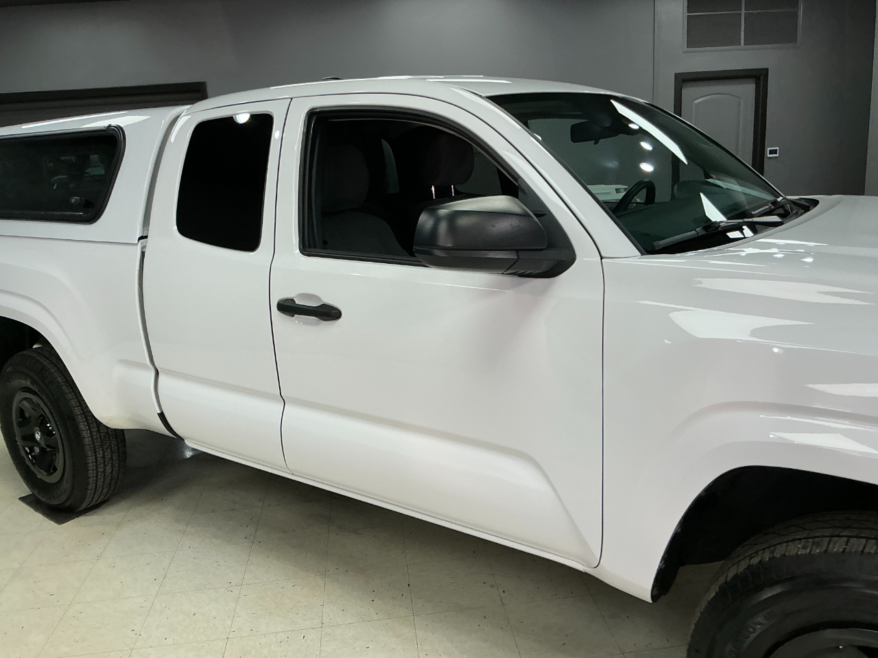 Toyota Tacoma 2WD SR Access Cab 6' Bed I4 AT (Natl) 2022