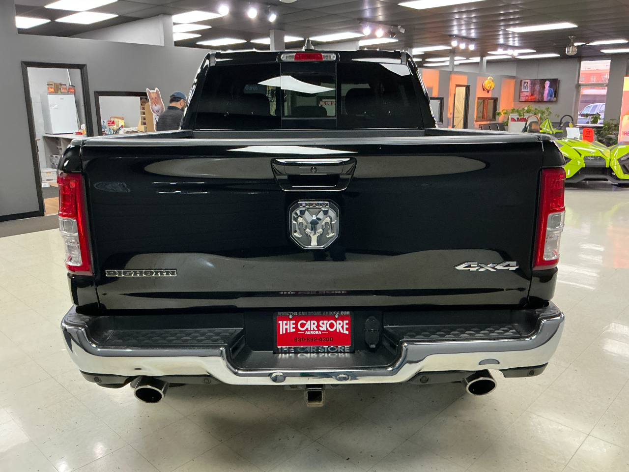 RAM 1500 Big Horn 4x4 Crew Cab 5'7" Box 2022