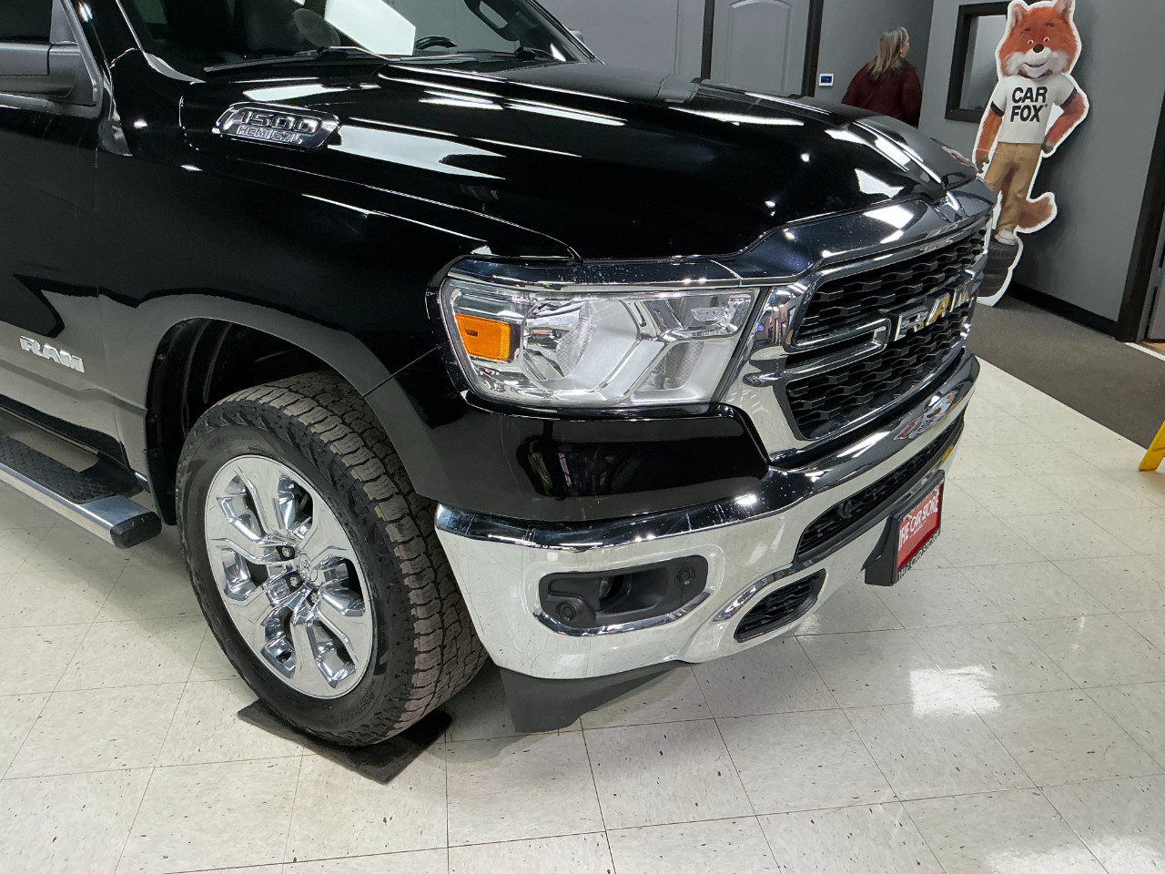 RAM 1500 Big Horn 4x4 Crew Cab 5'7" Box 2022