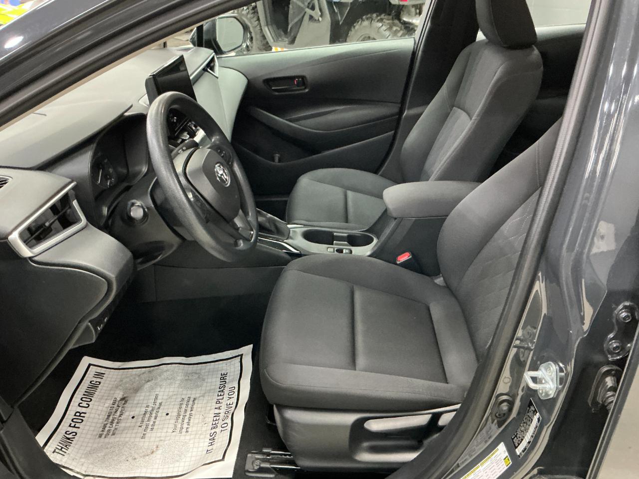 Toyota Corolla LE CVT (Natl) 2024