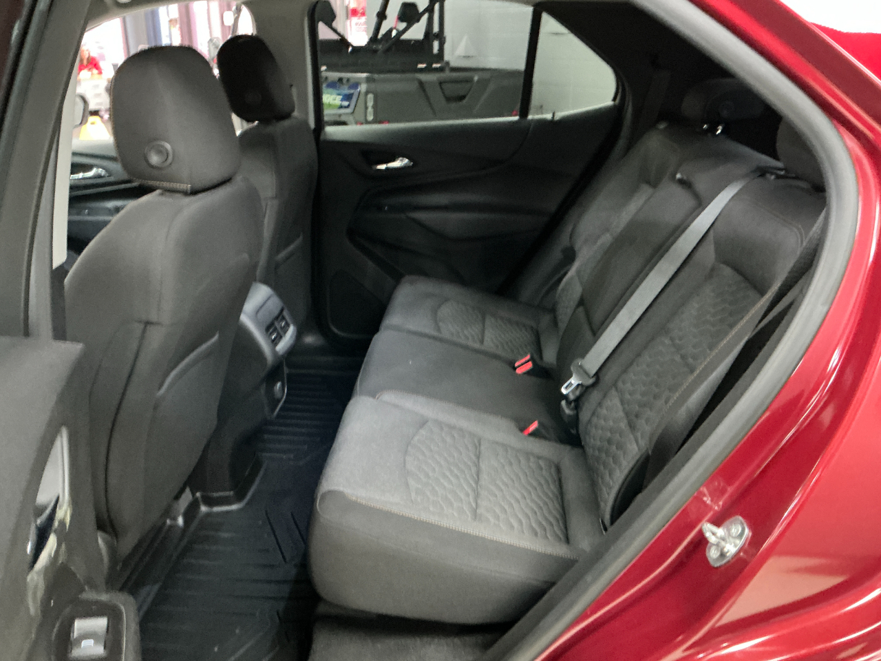 Chevrolet Equinox AWD 4dr LT w/2LT 2018