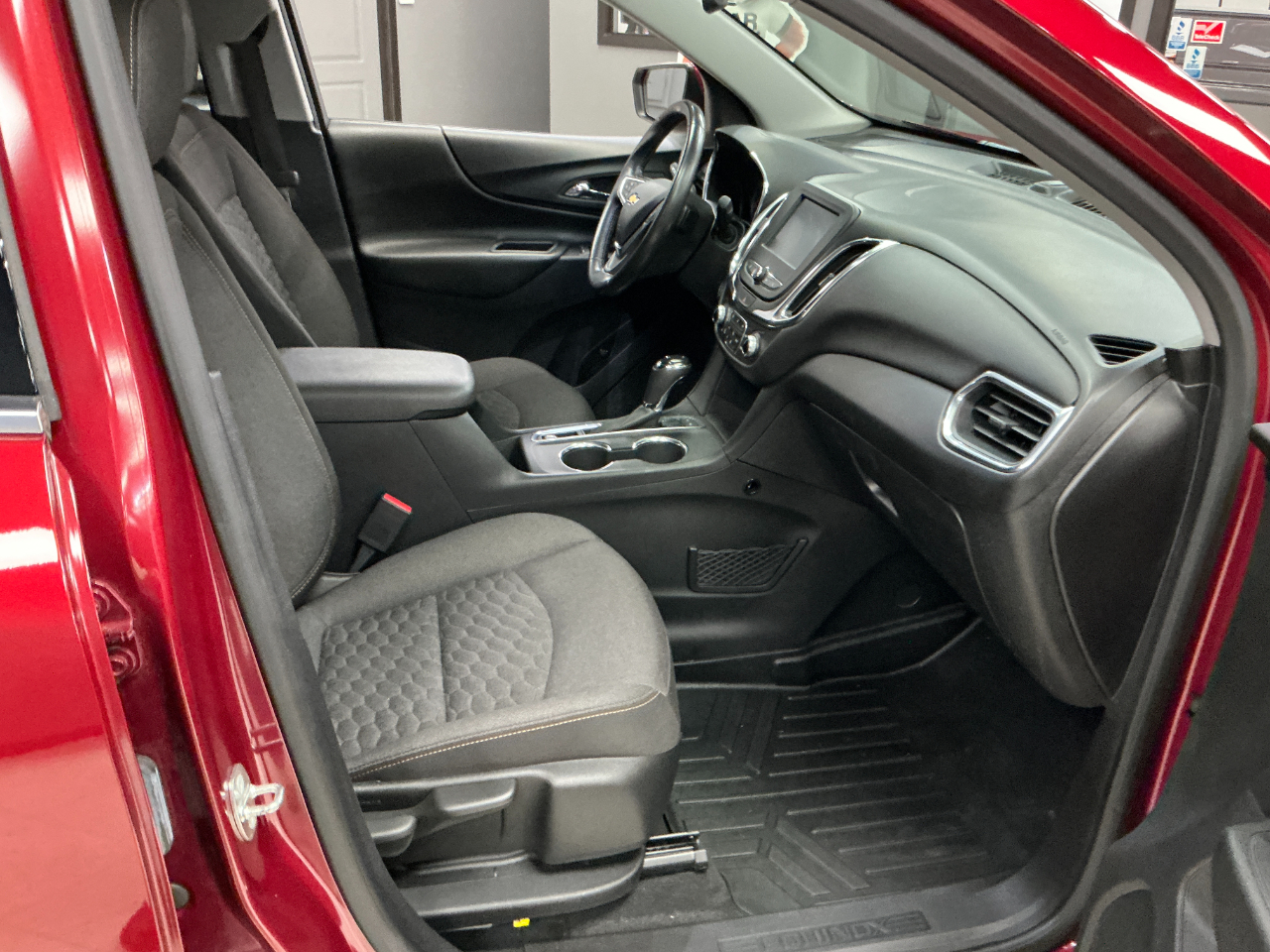 Chevrolet Equinox AWD 4dr LT w/2LT 2018