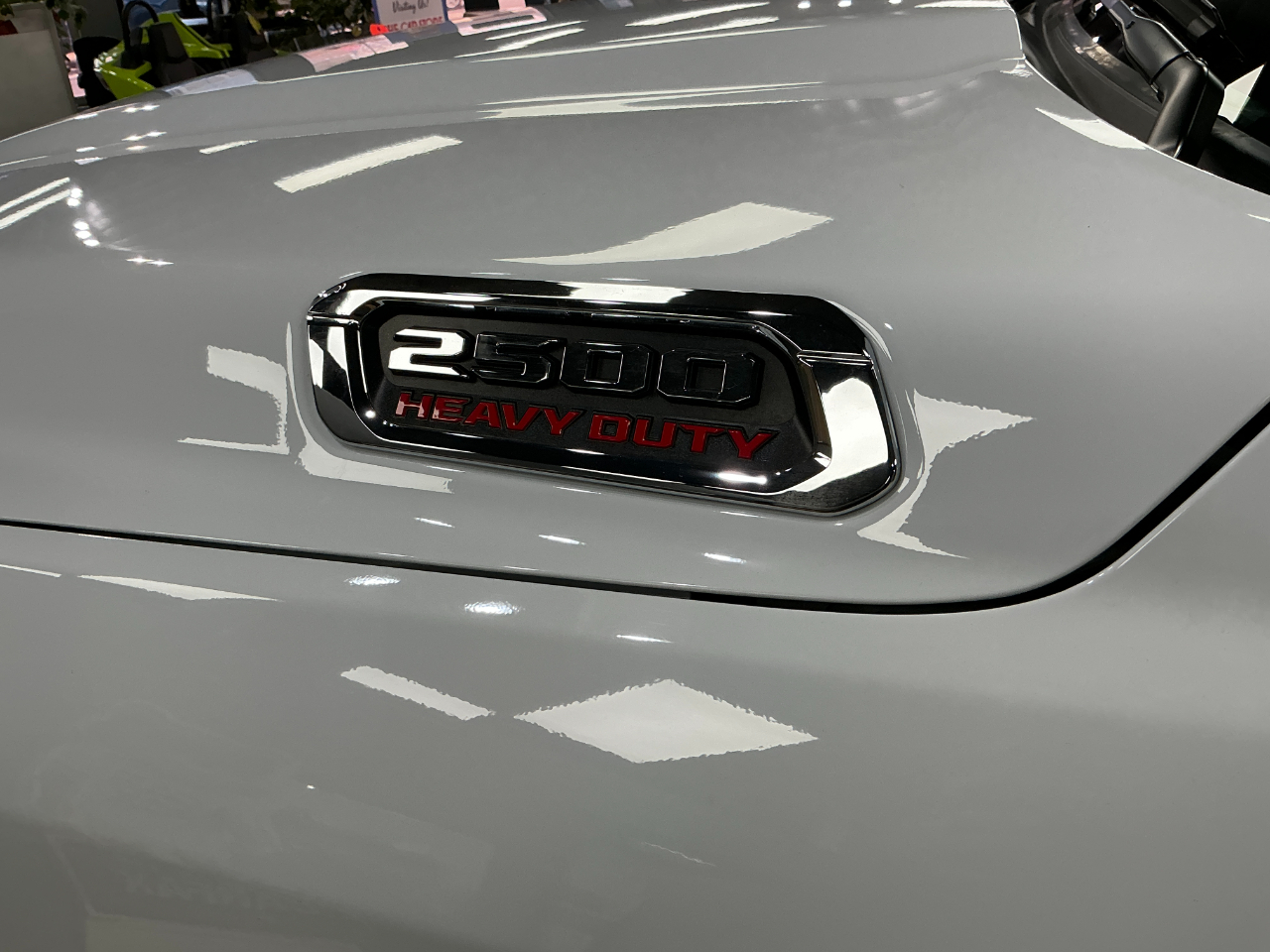 RAM 2500 Big Horn 4x4 Crew Cab 6'4" Box 2024