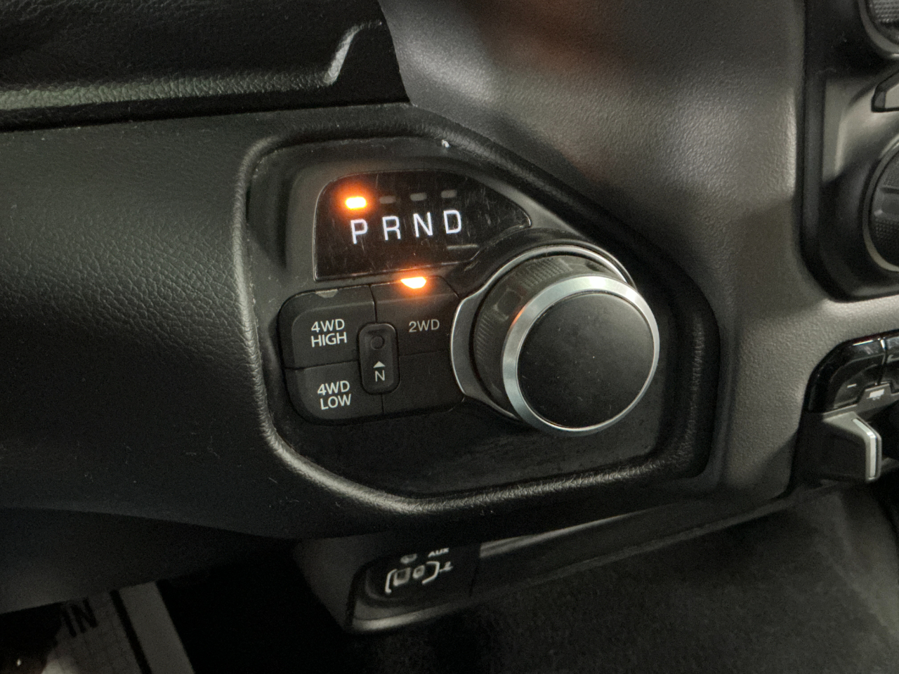 RAM 2500 Big Horn 4x4 Crew Cab 6'4" Box 2024