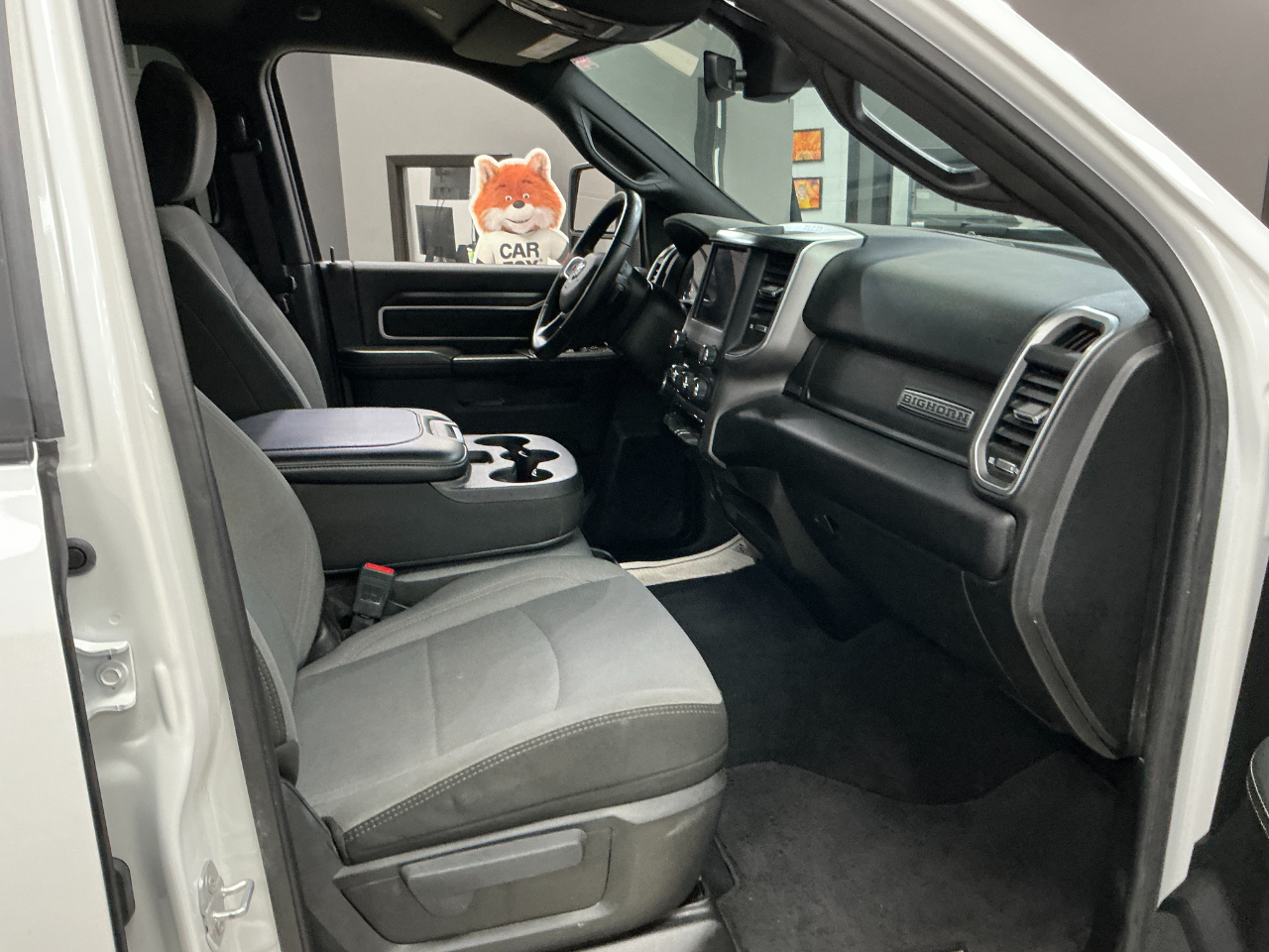 RAM 2500 Big Horn 4x4 Crew Cab 6'4" Box 2024