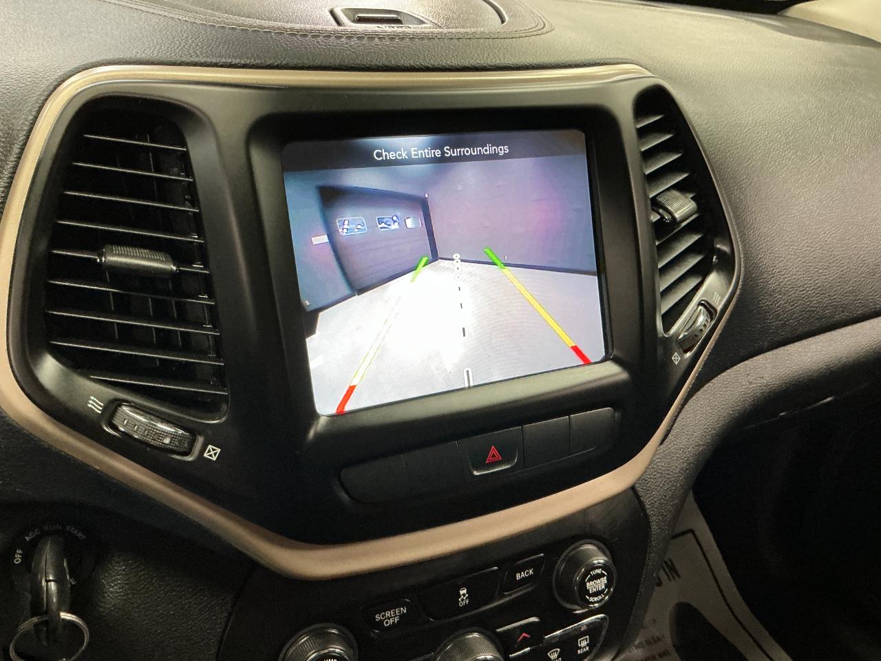 Jeep Cherokee 4WD 4dr Latitude 2015