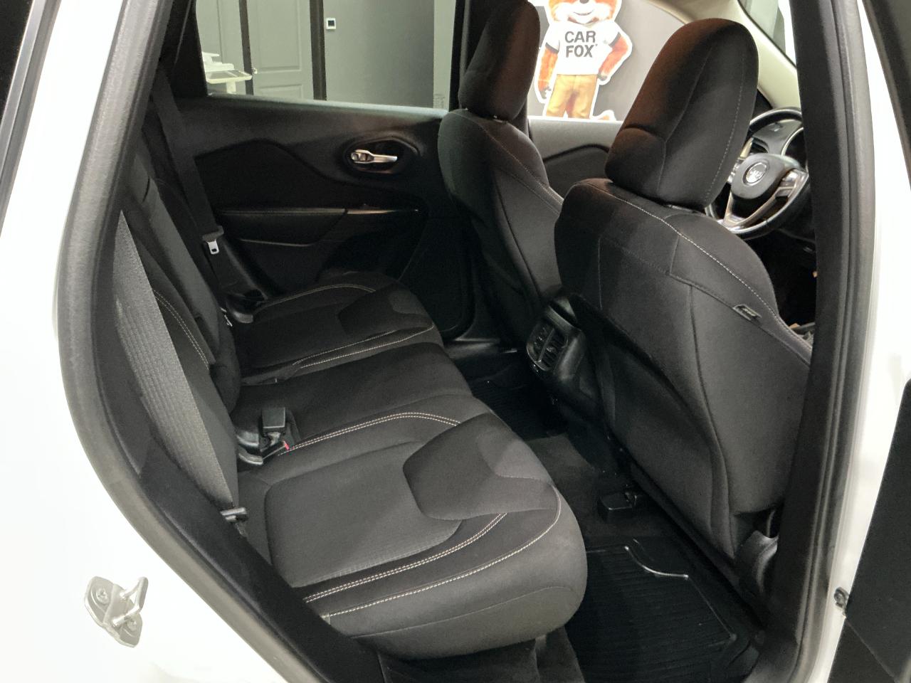 Jeep Cherokee 4WD 4dr Latitude 2015