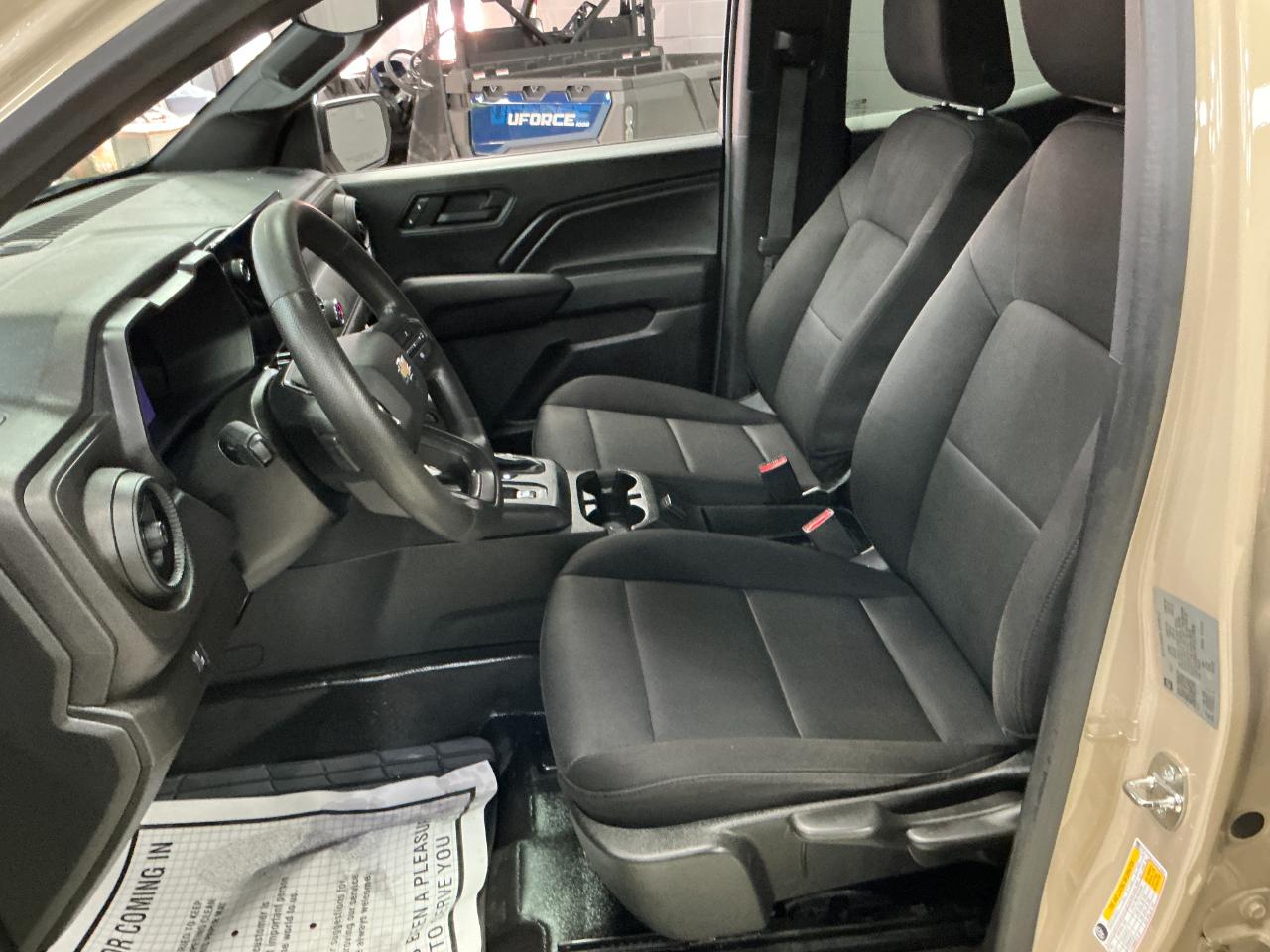 Chevrolet Colorado 2WD Crew Cab WT 2023