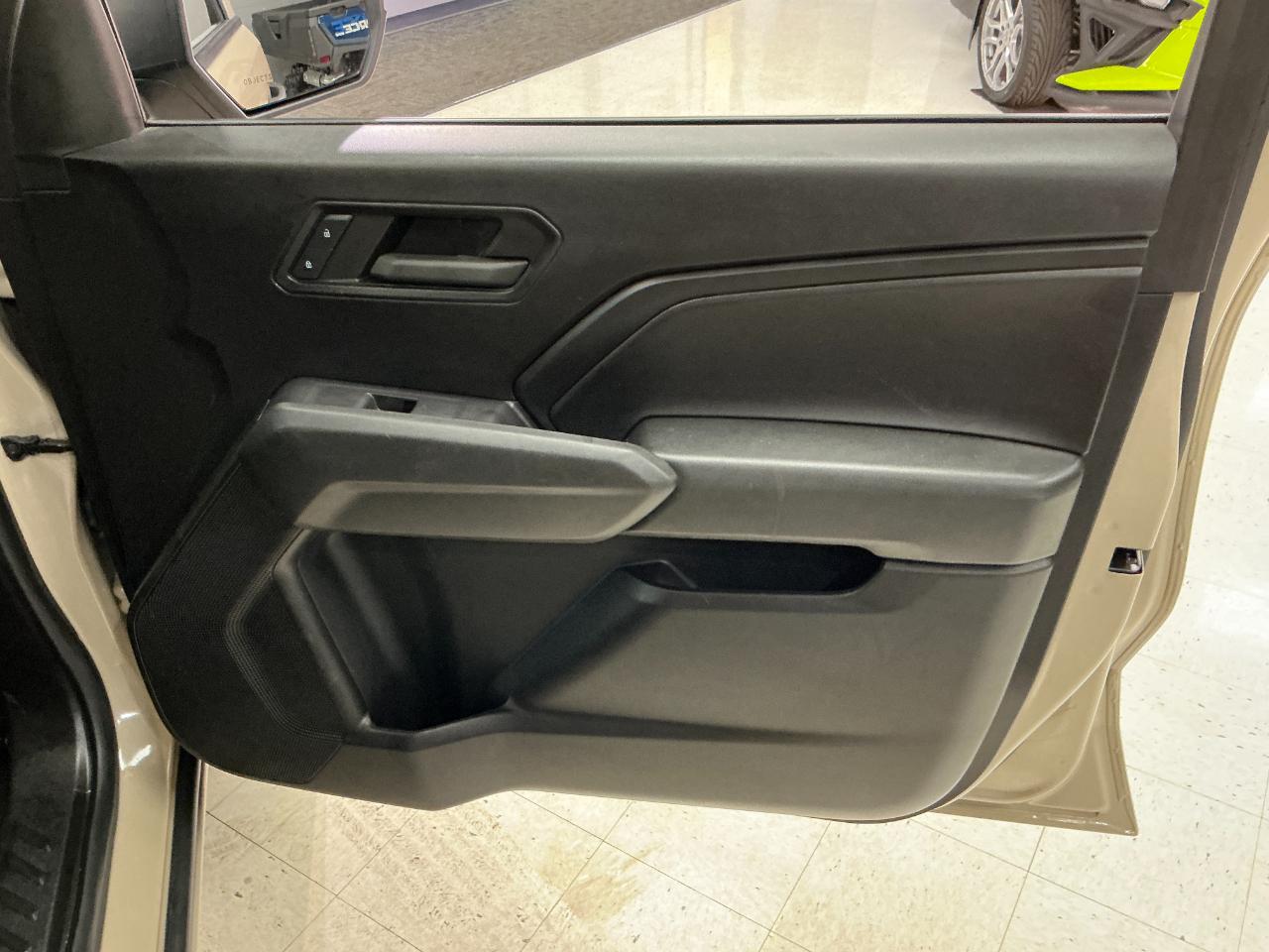 Chevrolet Colorado 2WD Crew Cab WT 2023