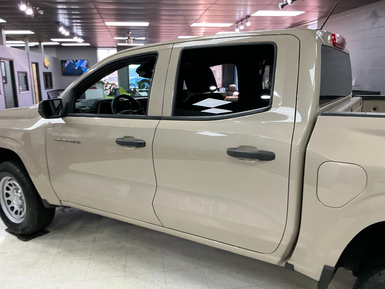Chevrolet Colorado 2WD Crew Cab WT 2023