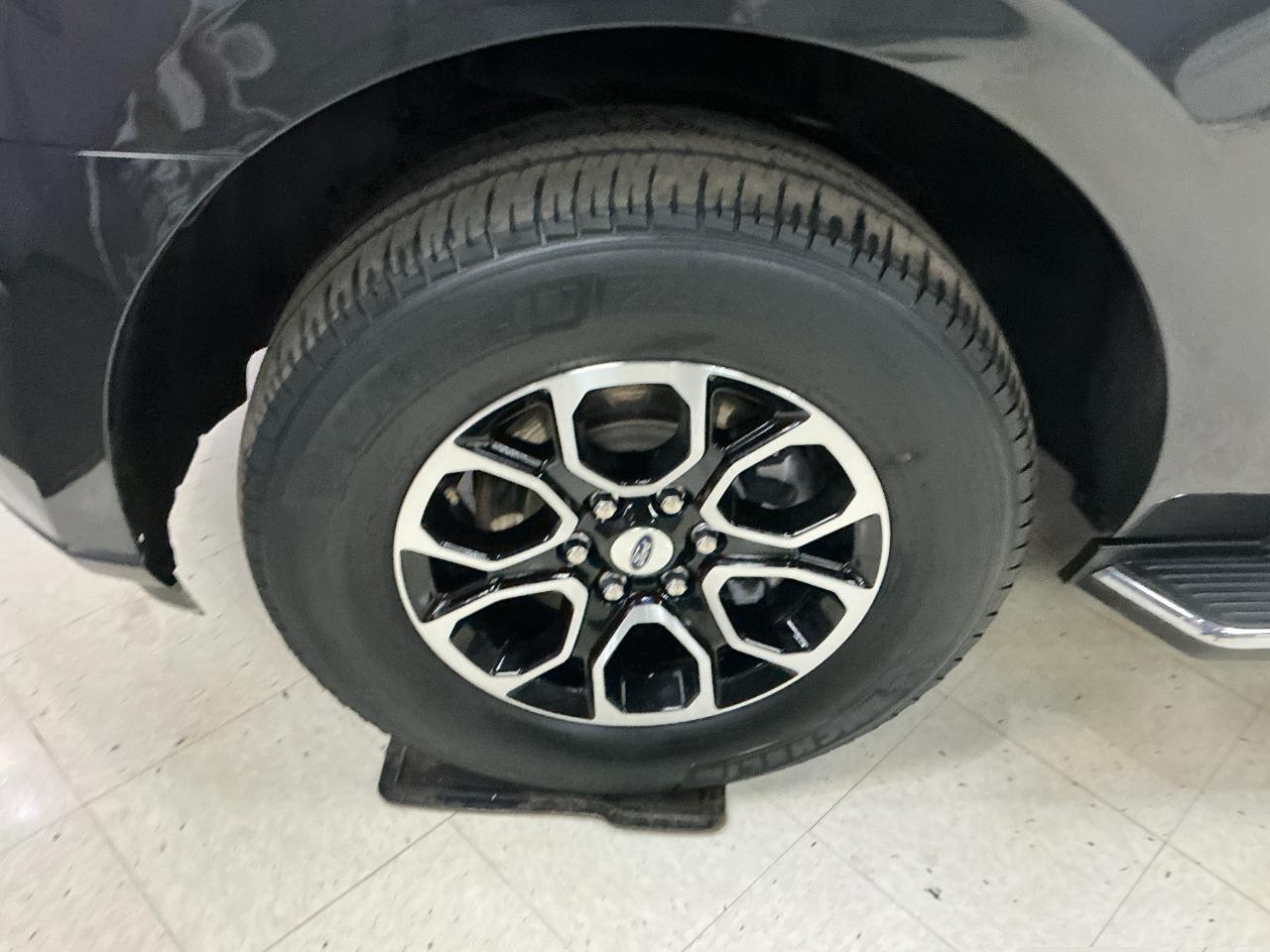 Ford Expedition Max XLT 4x4 2023