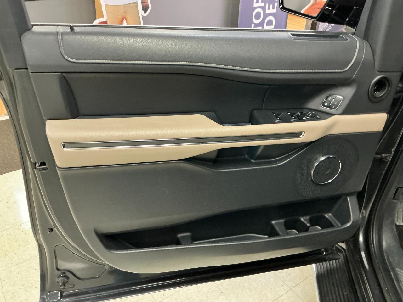 Ford Expedition Max XLT 4x4 2023