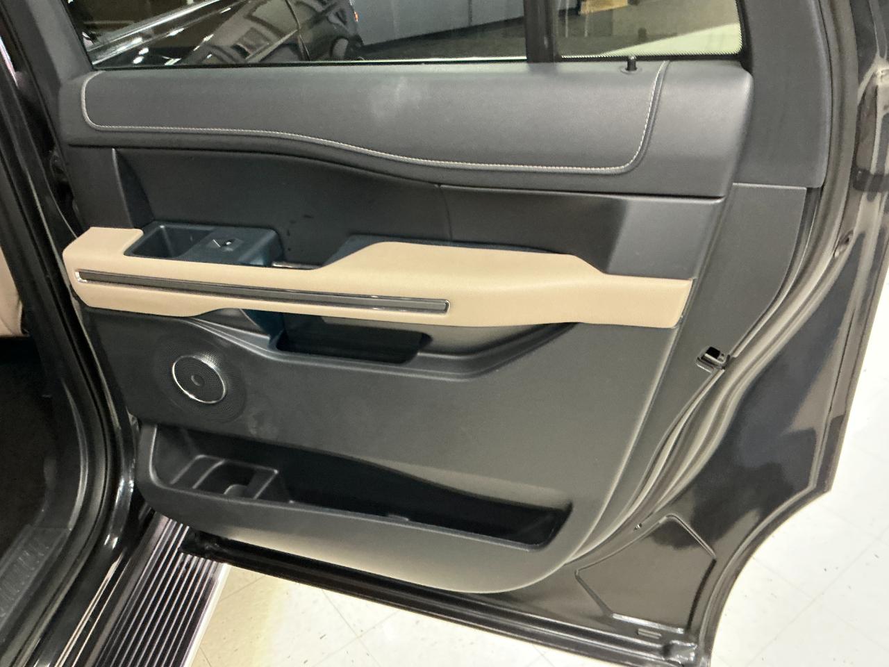 Ford Expedition Max XLT 4x4 2023