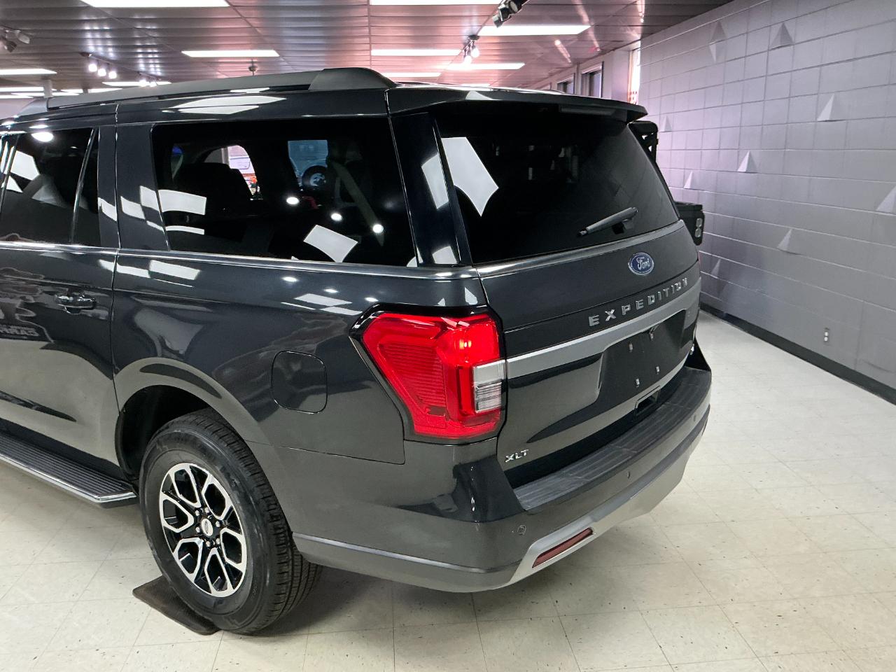 Ford Expedition Max XLT 4x4 2023