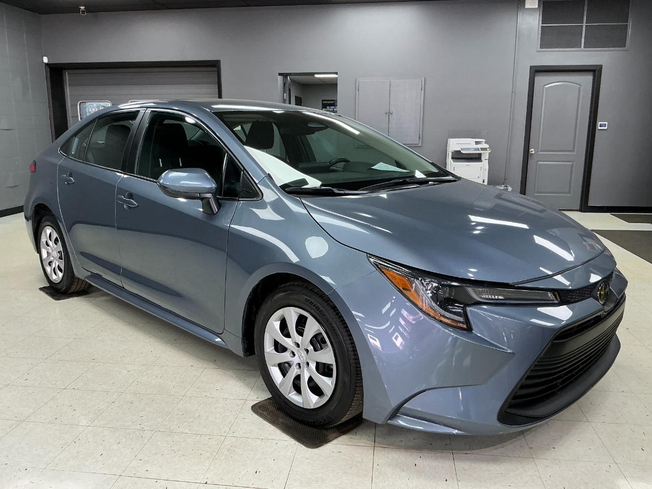 Toyota Corolla LE CVT (Natl) 2024