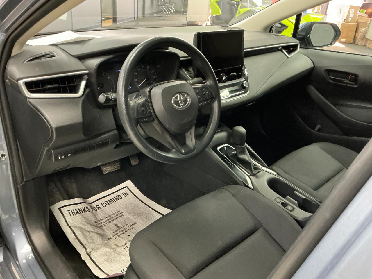 Toyota Corolla LE CVT (Natl) 2024