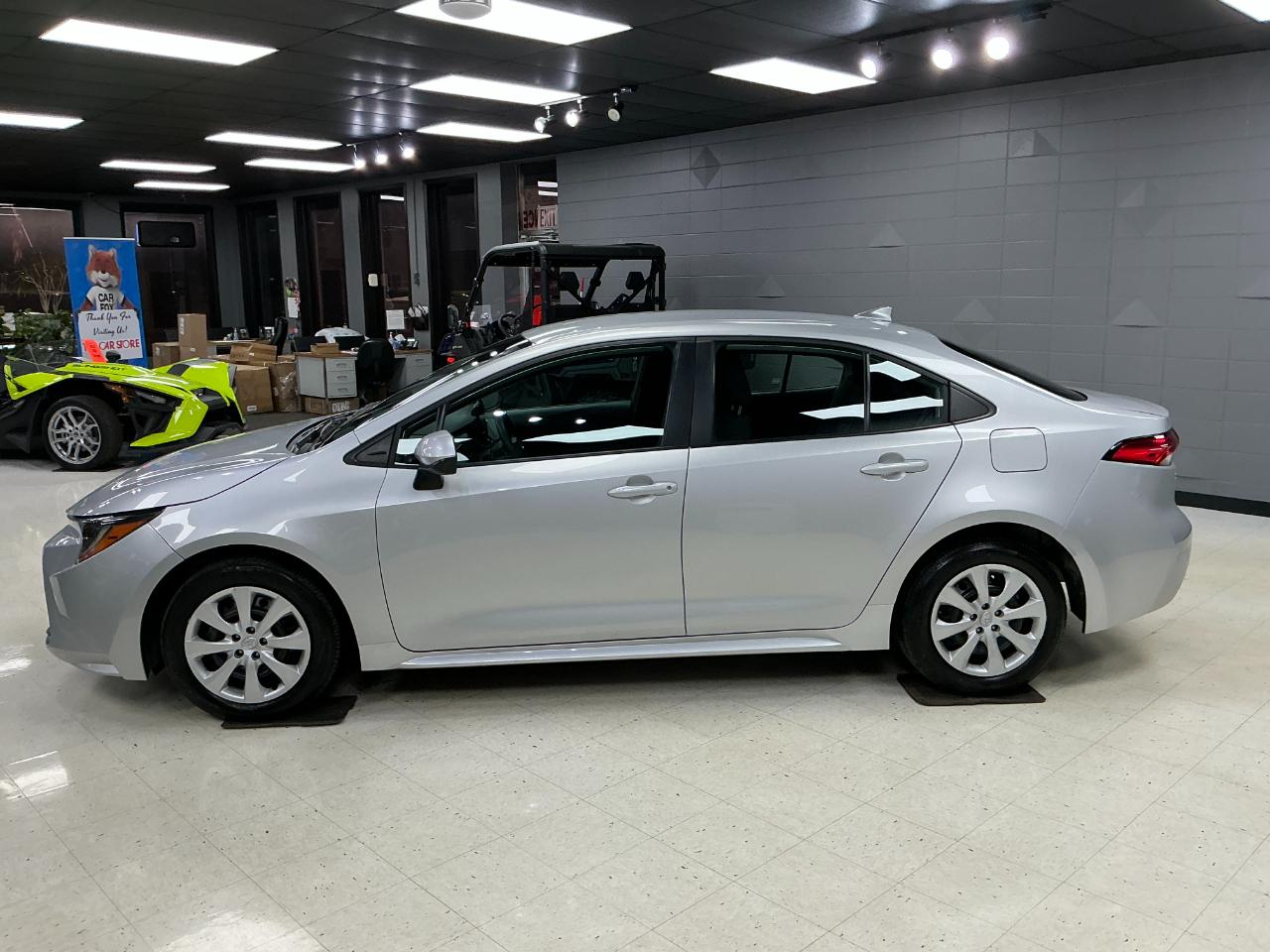 Toyota Corolla LE CVT (Natl) 2025