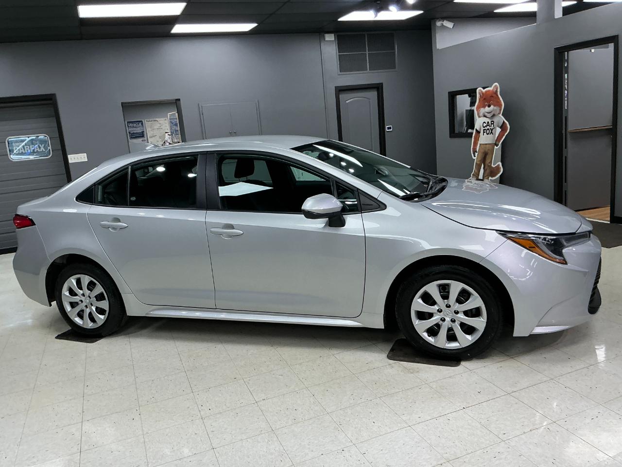 Toyota Corolla LE CVT (Natl) 2025