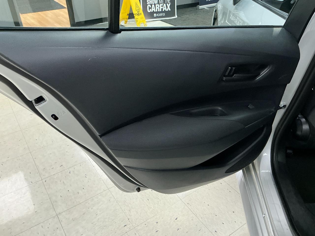 Toyota Corolla LE CVT (Natl) 2025