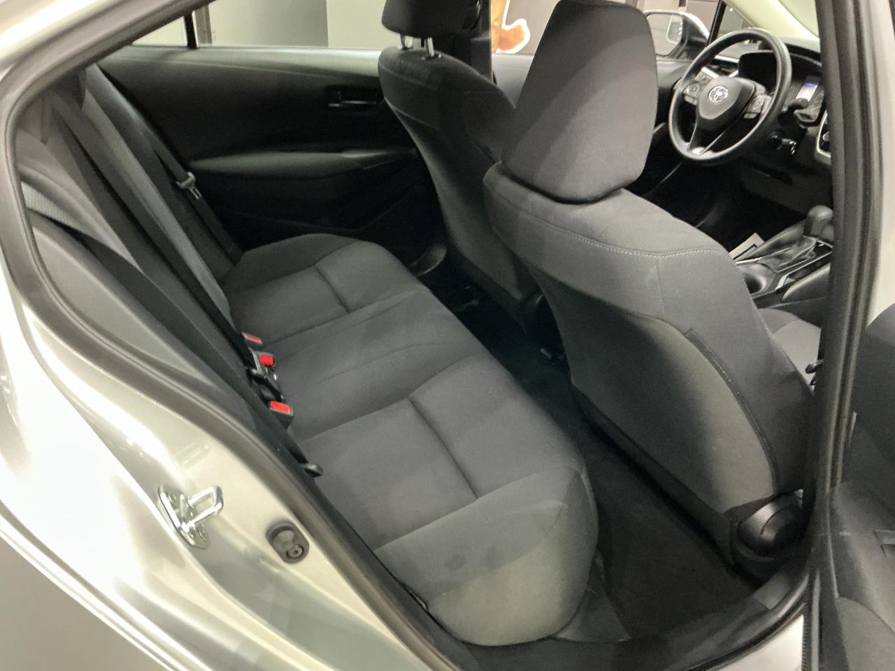 Toyota Corolla LE CVT (Natl) 2025