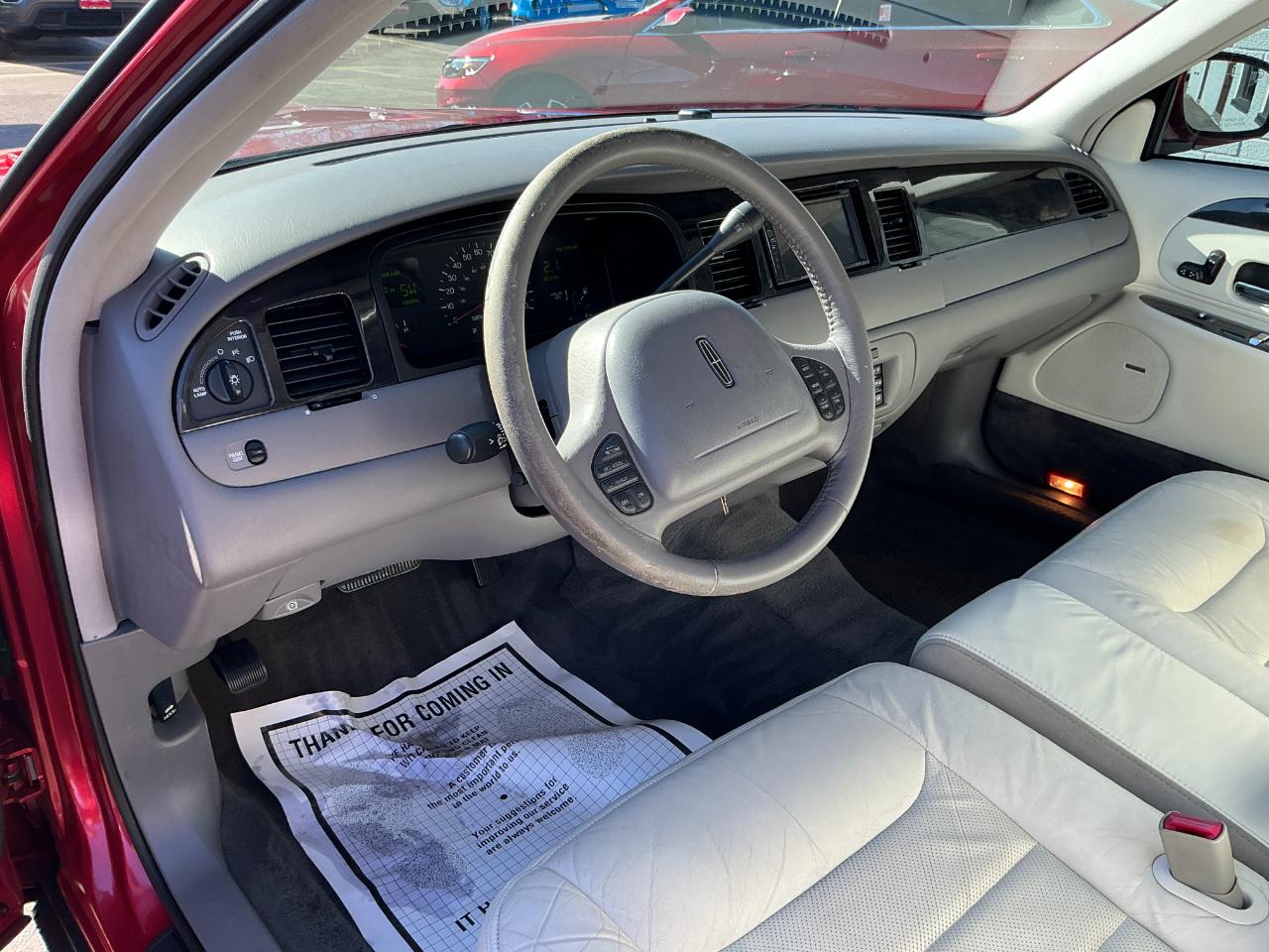 Lincoln Town Car 4dr Sdn Signature 1998