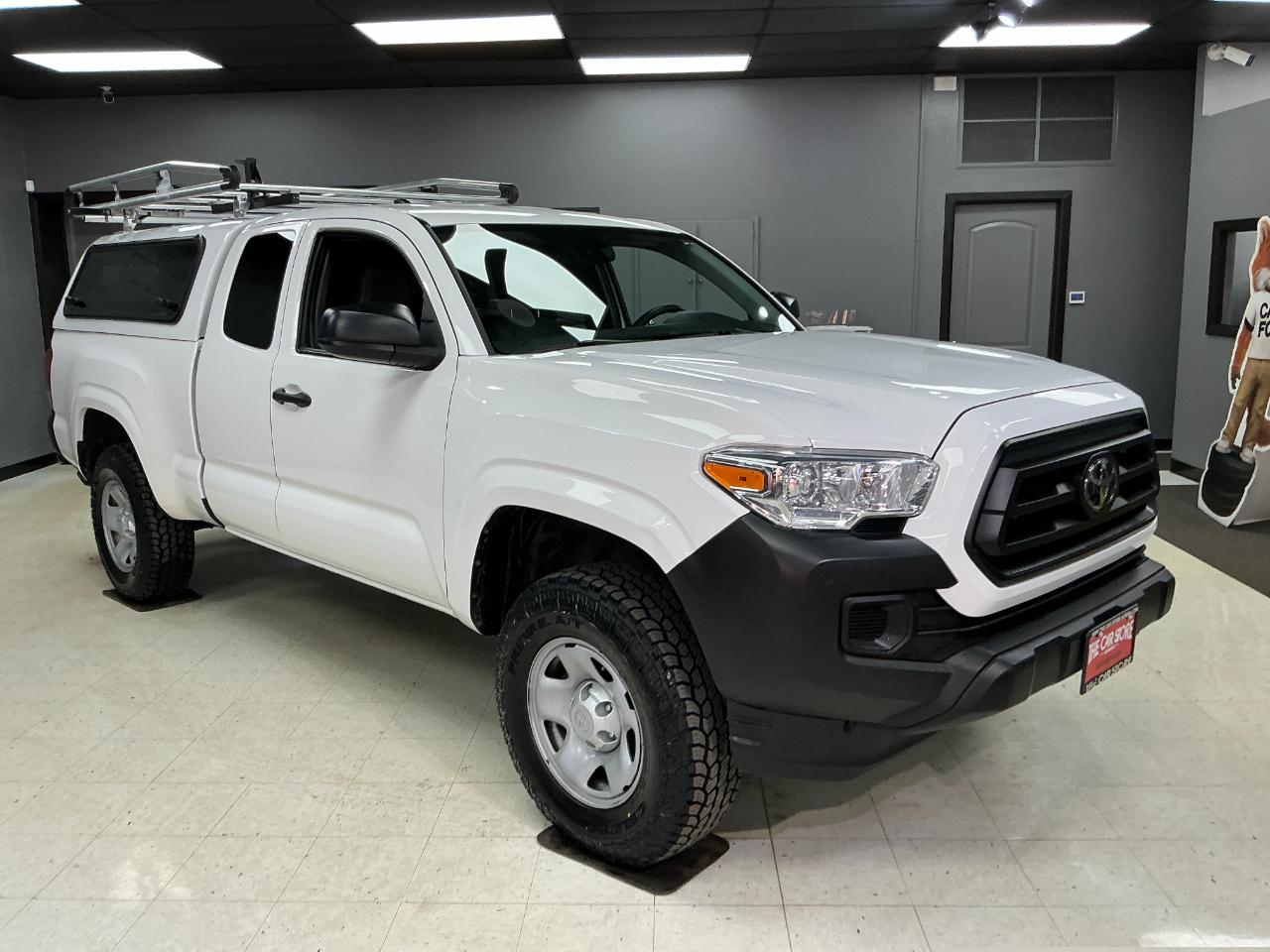 Toyota Tacoma 4WD SR Access Cab 6' Bed I4 AT (Natl) 2022