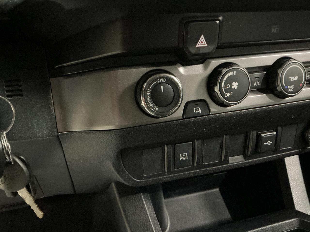 Toyota Tacoma 4WD SR Access Cab 6' Bed I4 AT (Natl) 2022