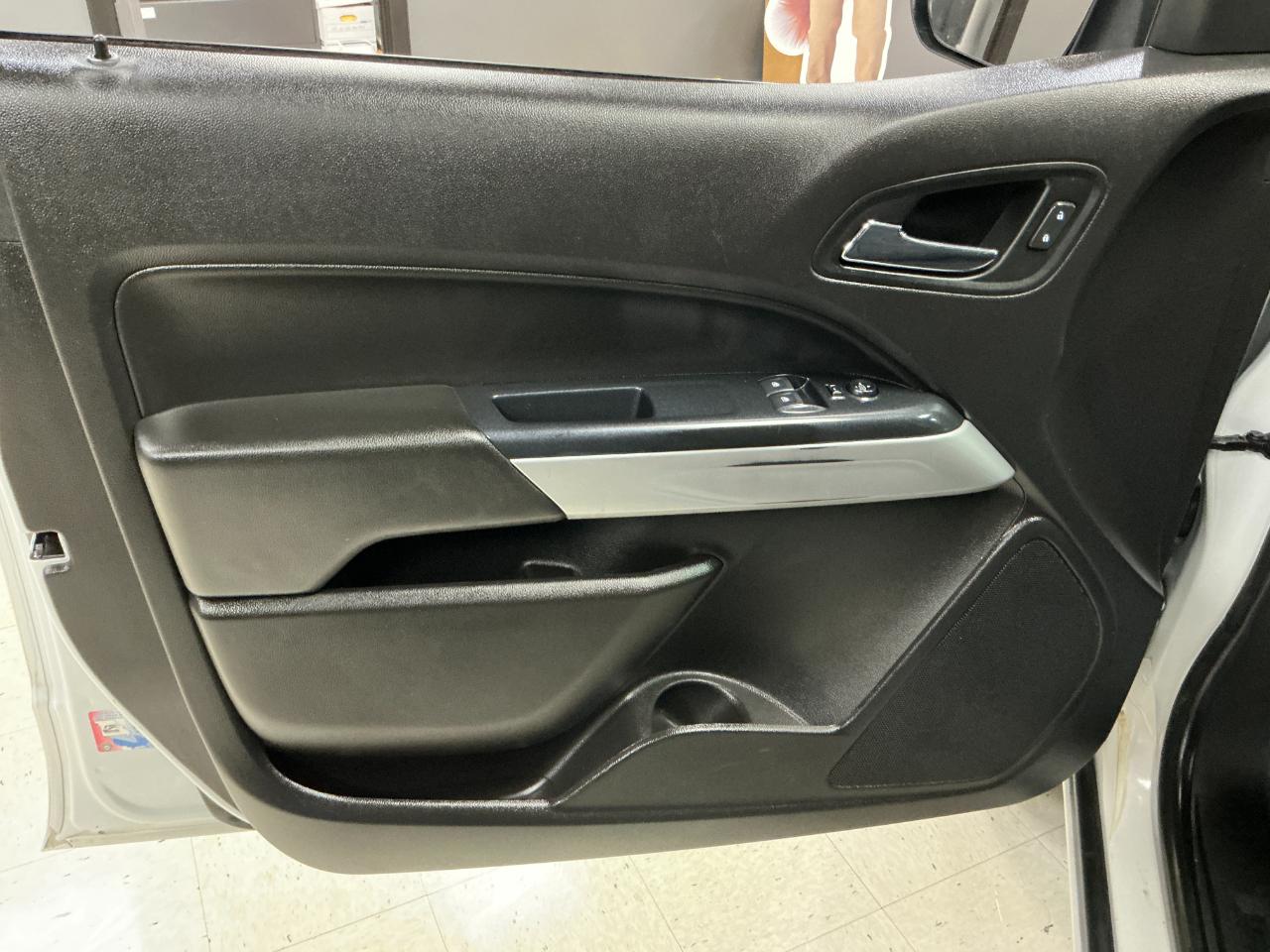 Chevrolet Colorado 2WD Ext Cab 128" LT 2021