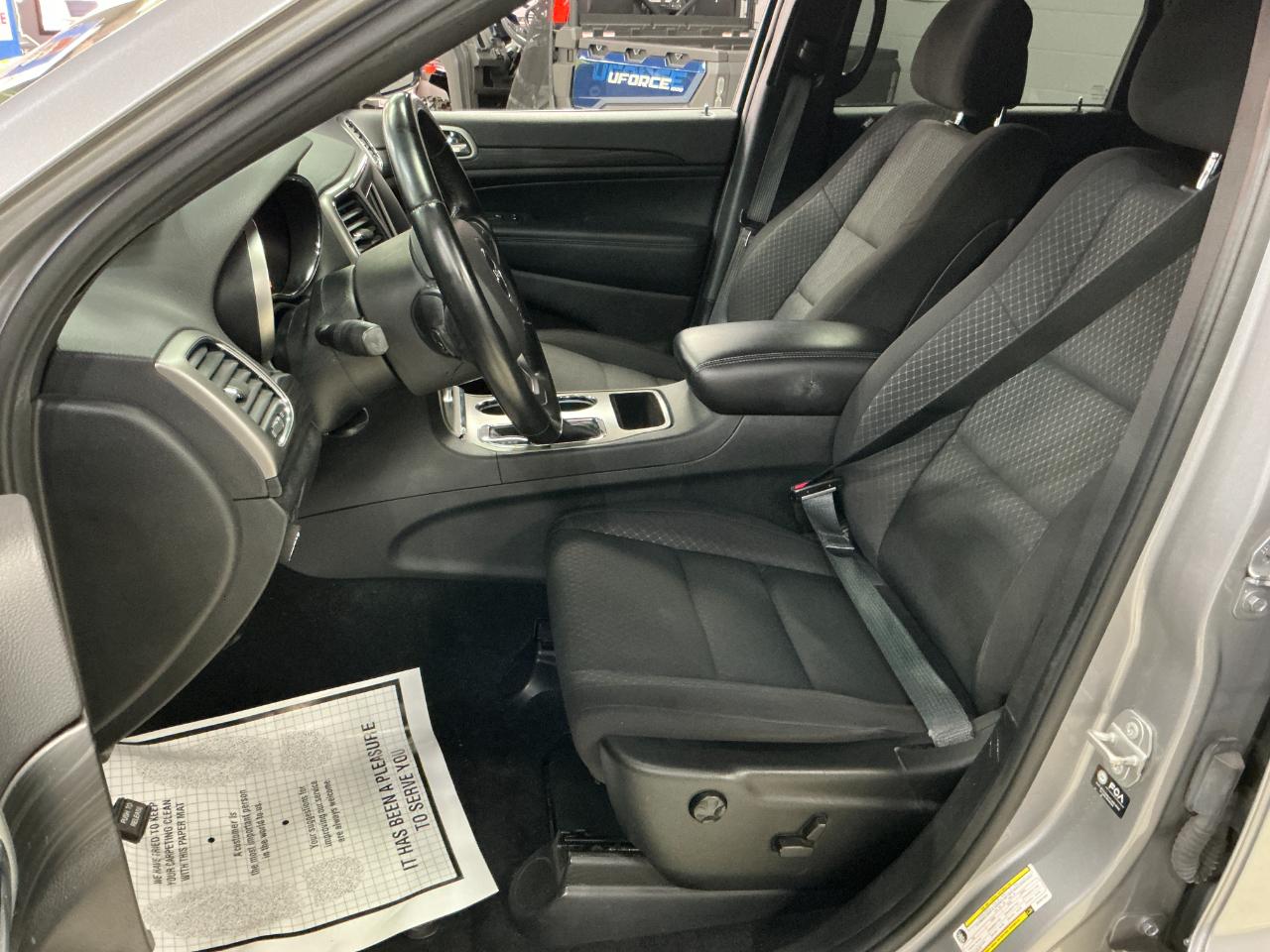 Jeep Grand Cherokee Laredo E 4x2 2021